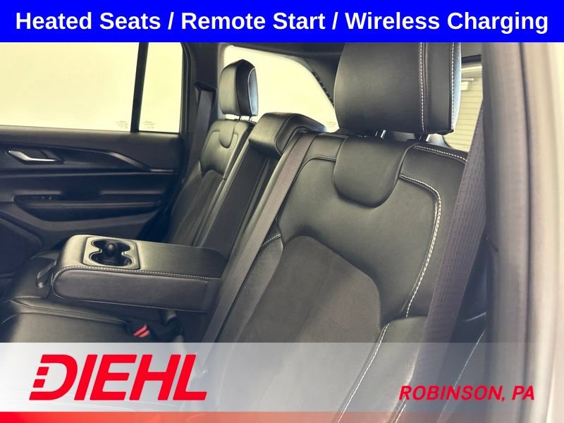 Used 2024 Jeep Grand Cherokee Altitude AWD/4WD image 17