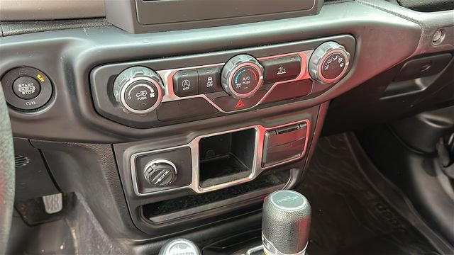 Used 2021 Jeep Gladiator Sport image 17