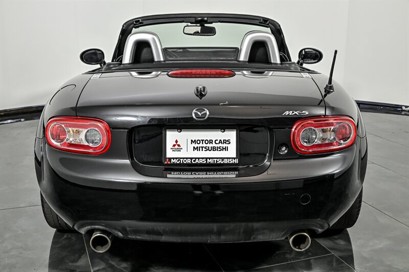 Used 2012 MAZDA MX-5 Miata Grand Touring w/ Premium Pkg RWD image 8