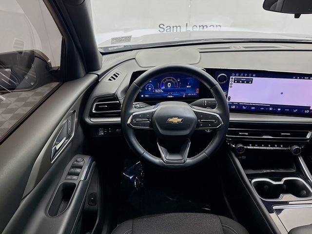 Used 2024 Chevrolet Traverse LT w/ LPO, Cargo Package image 25