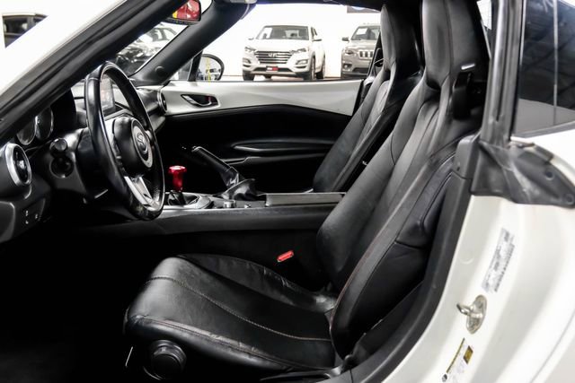 Used 2018 MAZDA MX-5 Miata RF Grand Touring RWD image 4