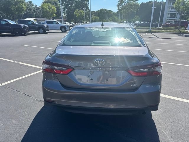 Used 2024 Toyota Camry LE FWD image 5