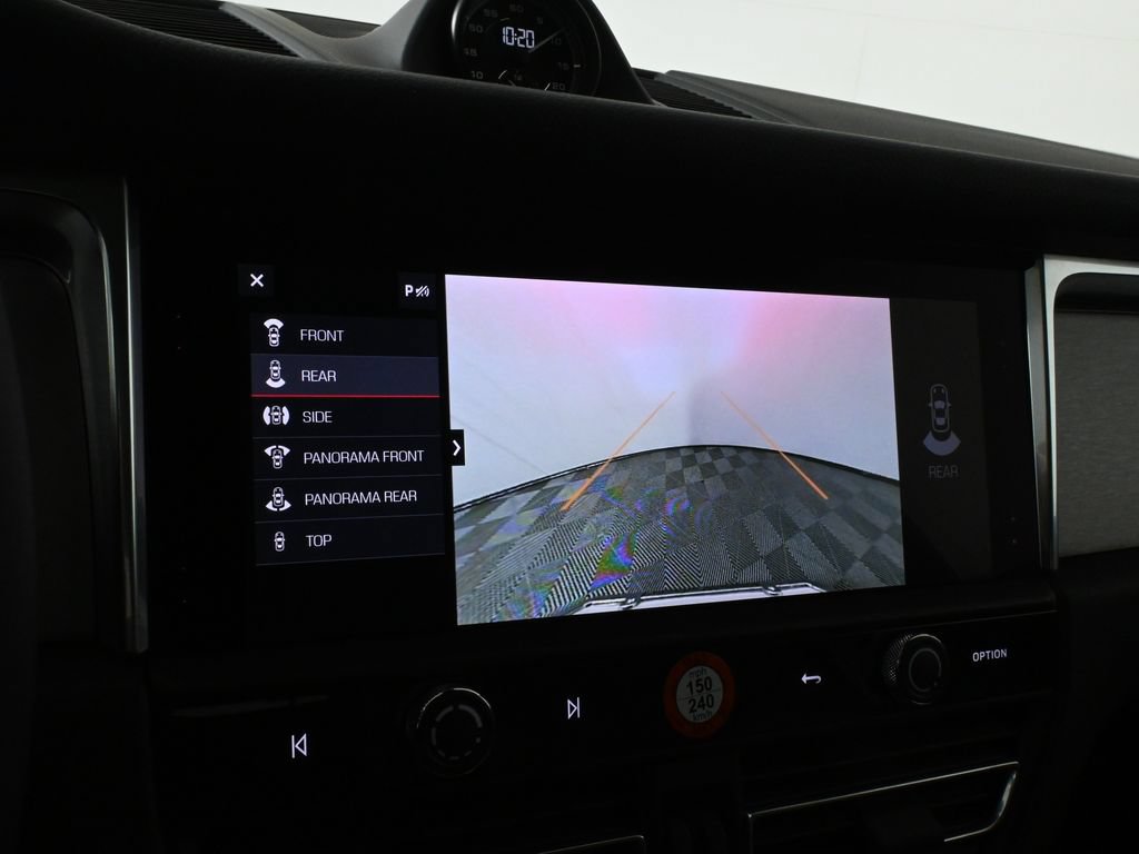 Used 2026 Porsche Macan AWD/4WD image 26