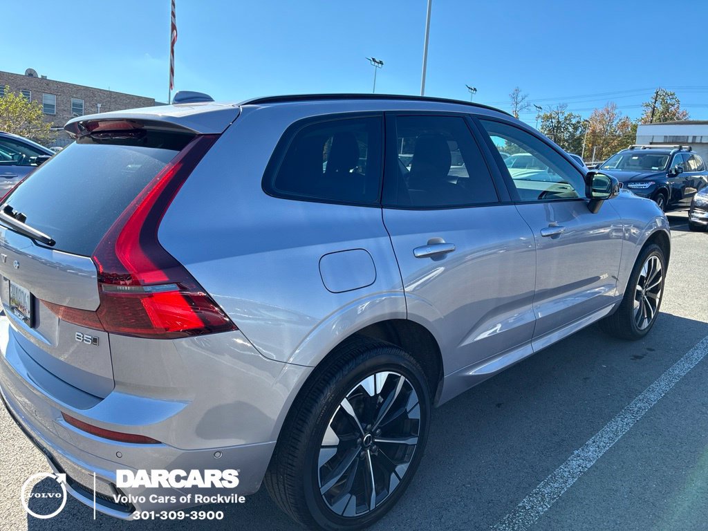 Used 2026 Volvo XC60 B5 Plus w/ Climate Package AWD/4WD image 1