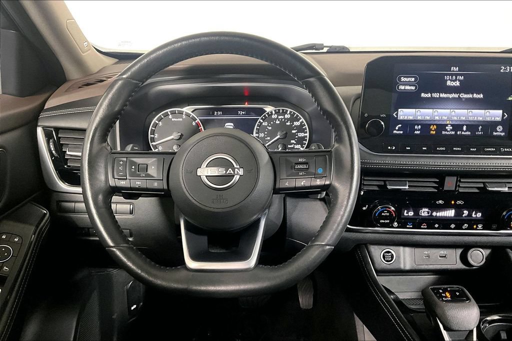 Used 2023 Nissan Rogue SL w/ SL Premium Package FWD image 5