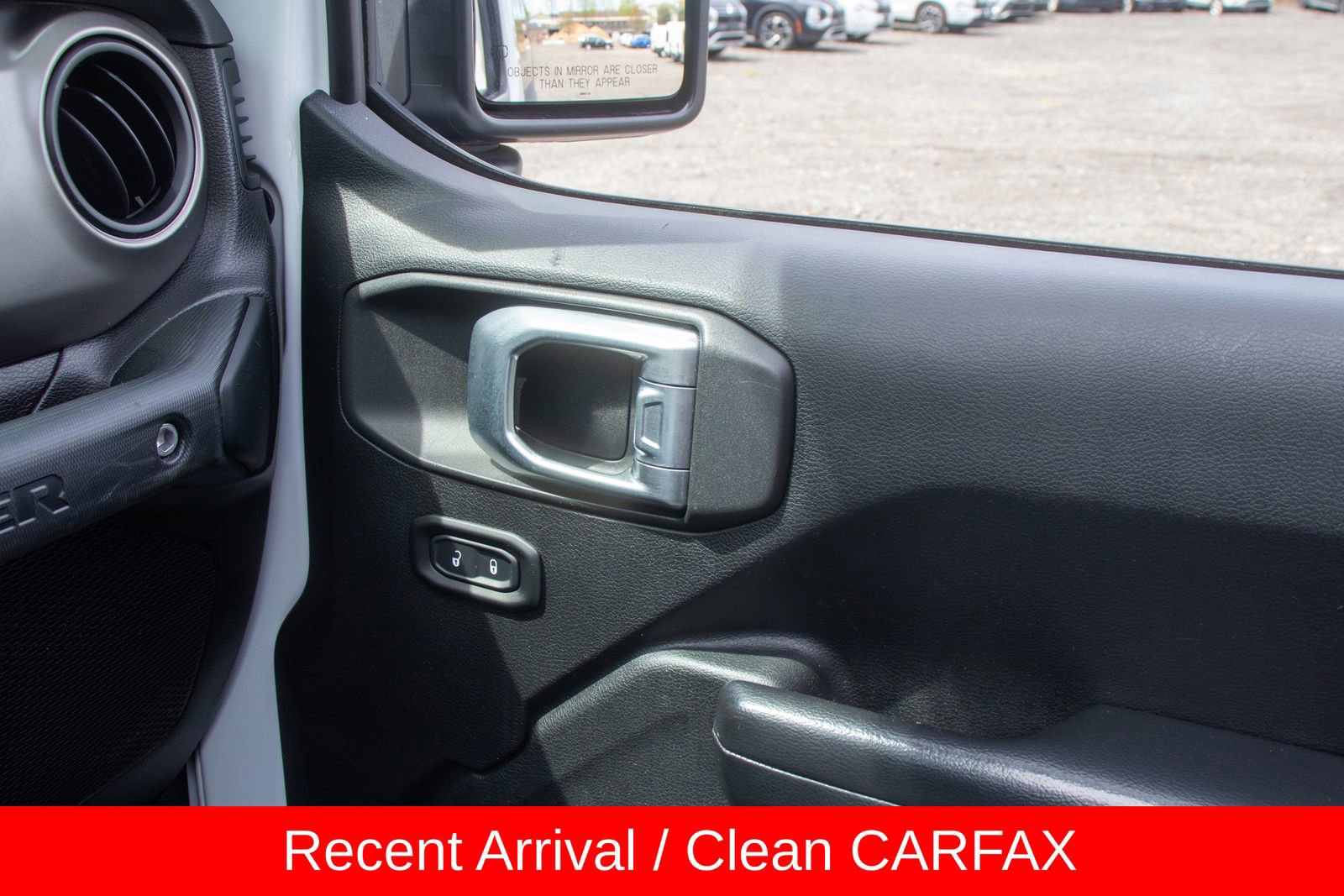 Used 2019 Jeep Wrangler Sport AWD/4WD image 22