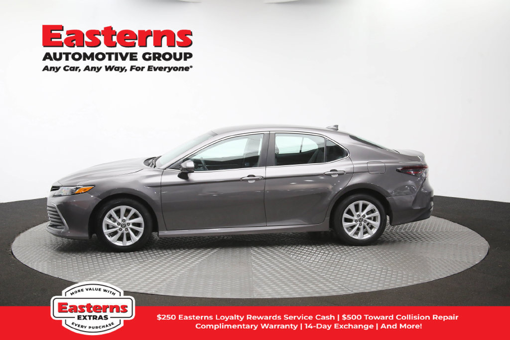 Used 2024 Toyota Camry LE FWD image 59
