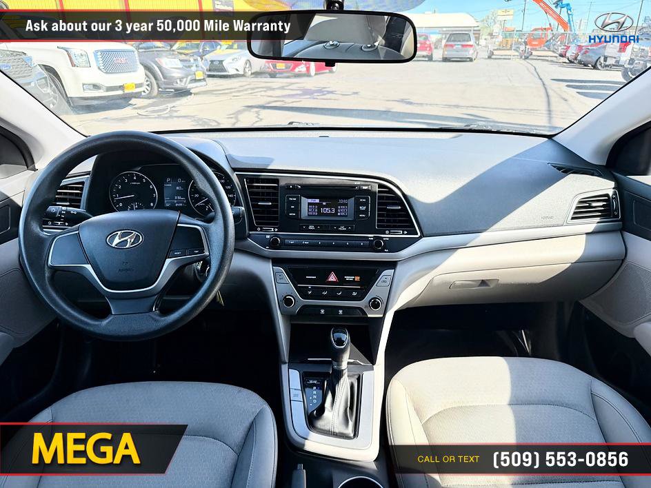 Used 2017 Hyundai Elantra SE image 14
