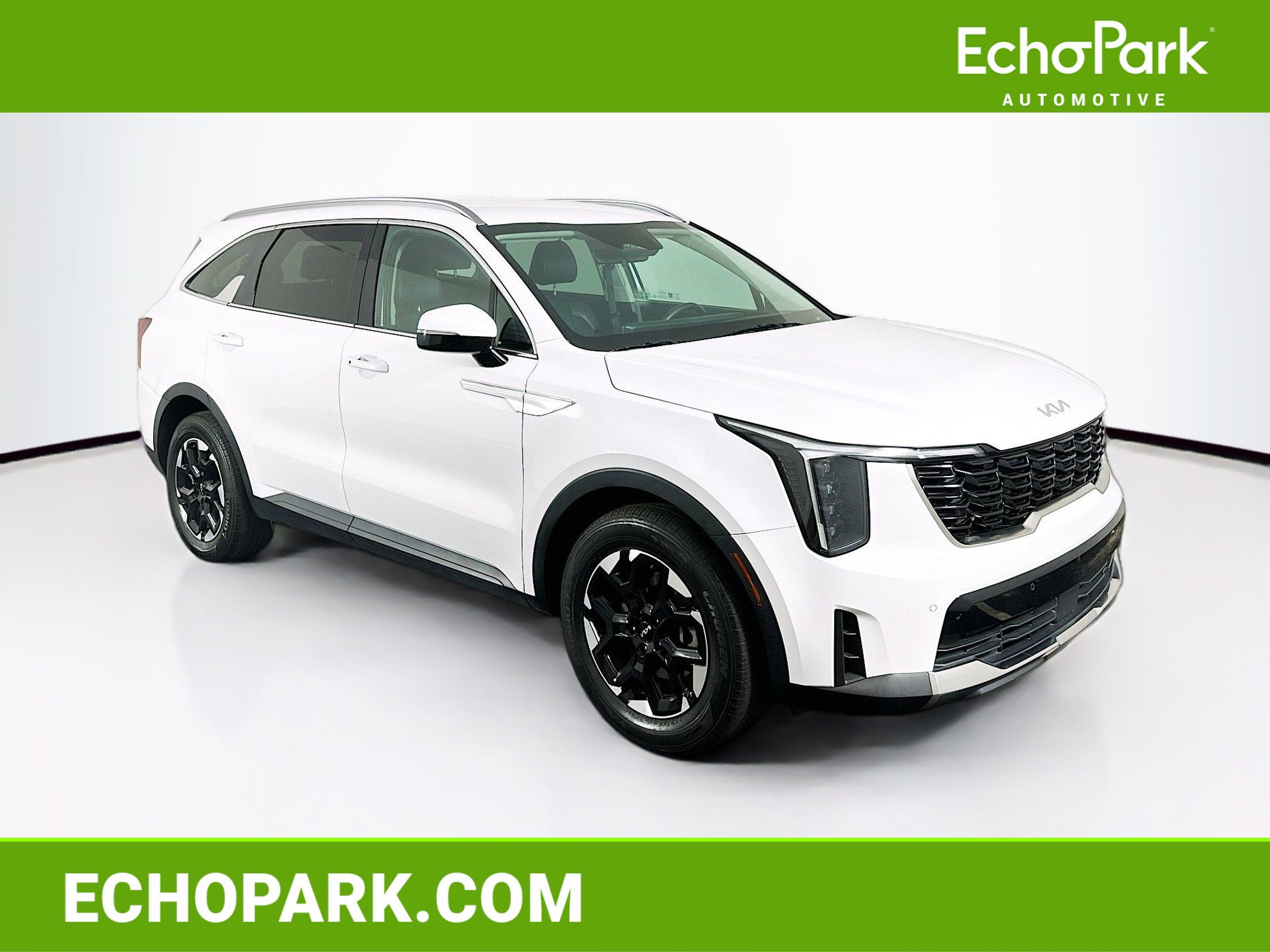 Used 2024 Kia Sorento S image 1