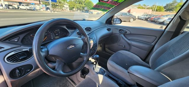 Used 2003 Ford Focus LX FWD image 6
