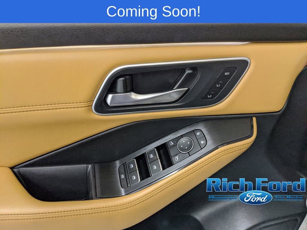 Used 2022 Nissan Rogue Platinum w/ Head-Up Display Package AWD/4WD image 15