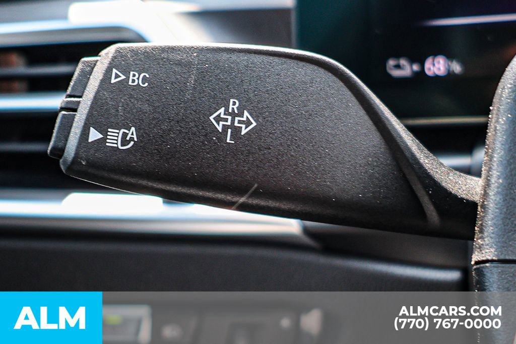 Used 2025 BMW i4 xDrive40i w/ Parking Assistance Package image 31