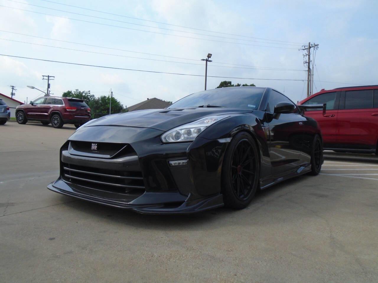 Used 2016 Nissan GT-R Premium AWD/4WD image 3
