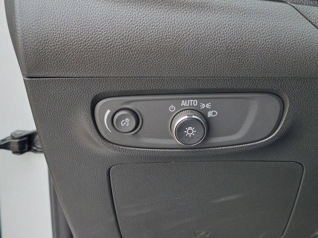 Certified 2024 Buick Encore GX Sport Touring AWD/4WD image 16