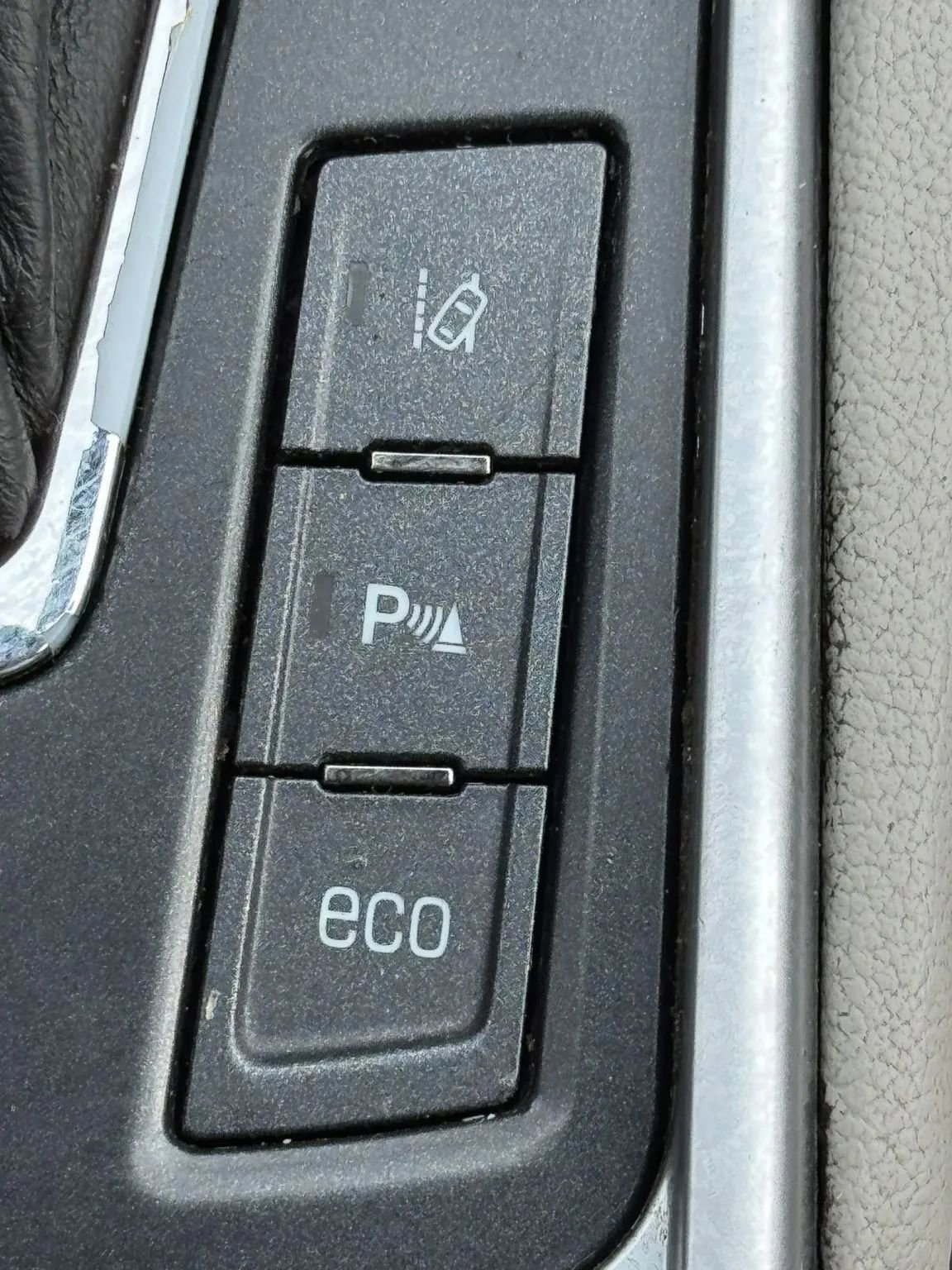 Used 2014 Cadillac SRX Premium image 24