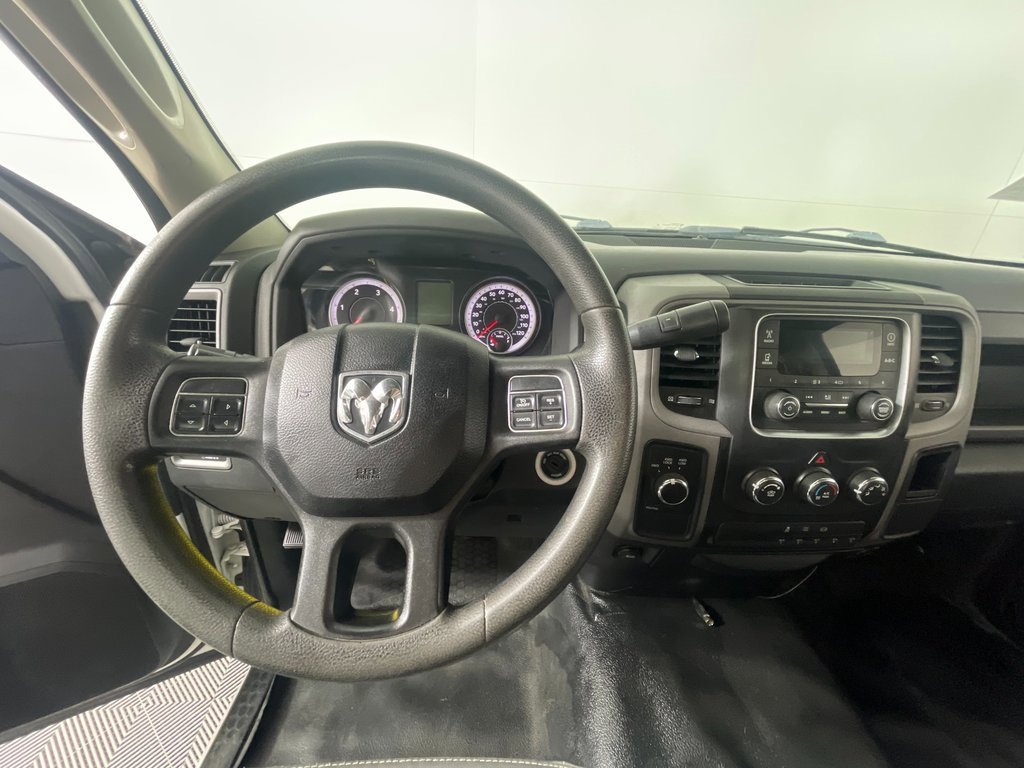 Used 2015 RAM 3500 Tradesman image 13