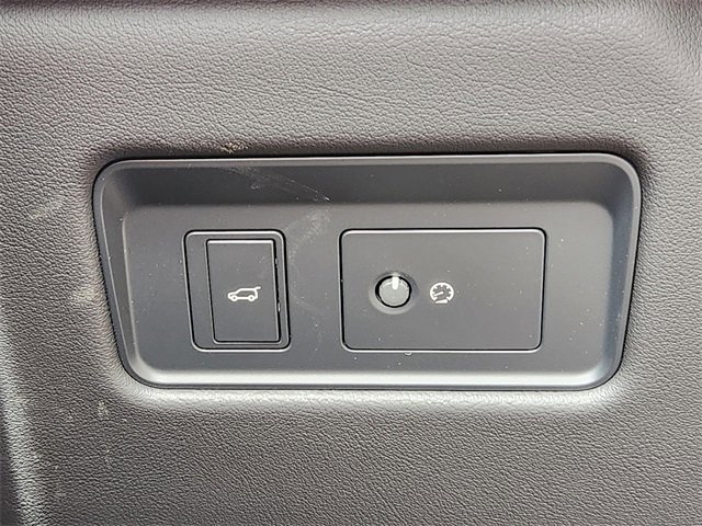 Used 2026 Jaguar F-PACE R-Dynamic S image 21