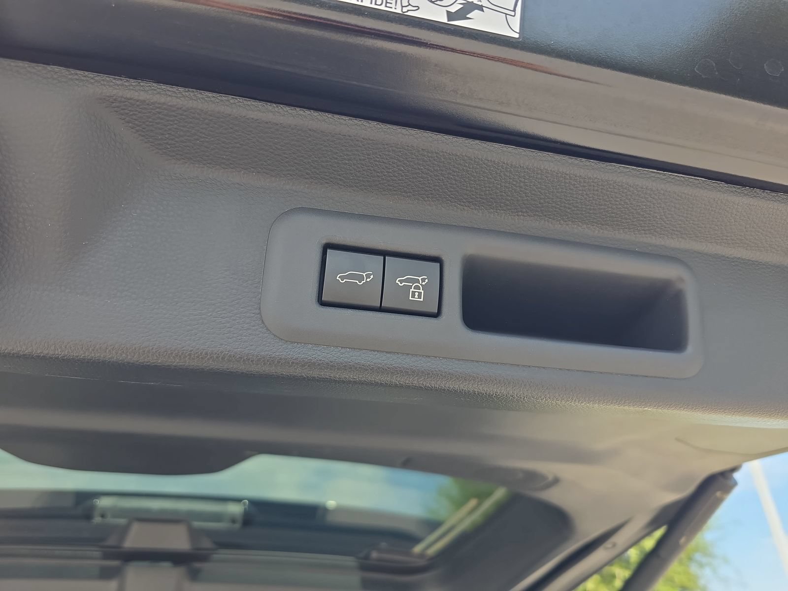 Used 2024 Toyota Sequoia Capstone AWD/4WD image 32