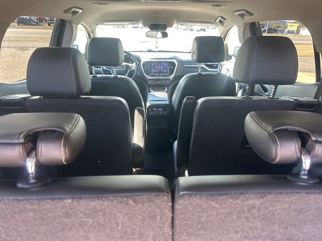Used 2020 GMC Acadia SLT w/ Premium Package image 13