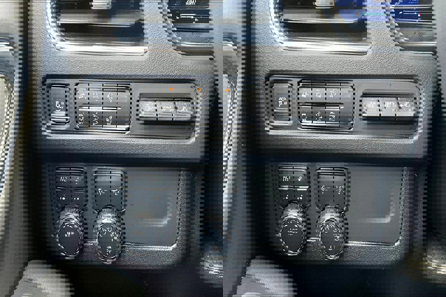 Used 2024 Chevrolet Tahoe Premier image 28