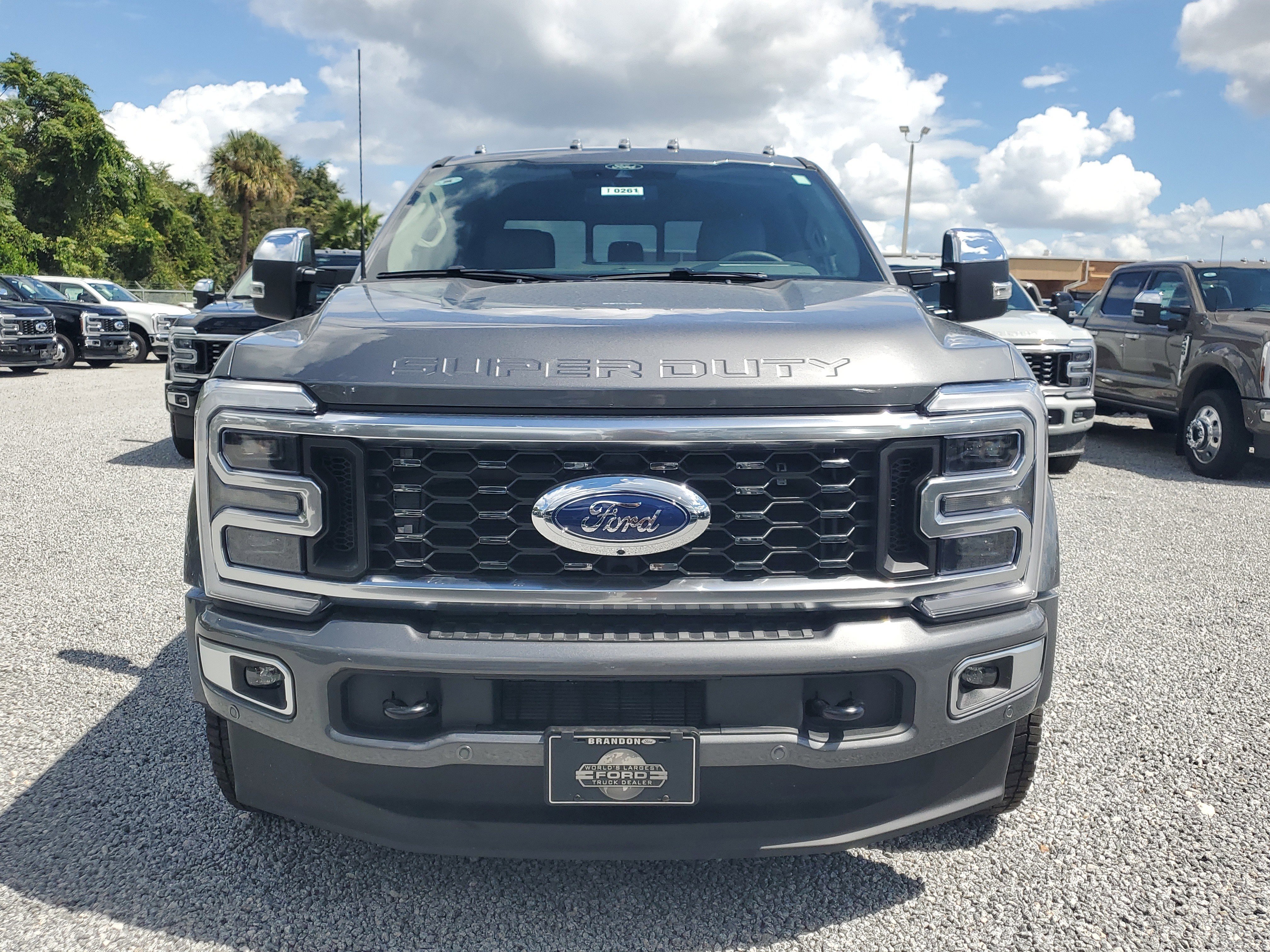 New 2026 Ford F450 Platinum w/ Platinum Plus Package image 3