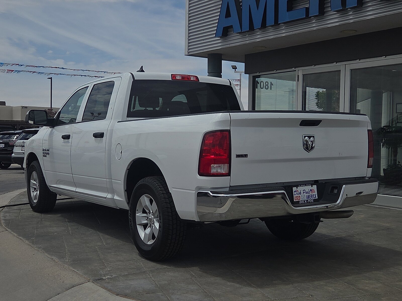 Used 2023 RAM 1500 Classic SLT w/ Trailer & Traction Group RWD image 4