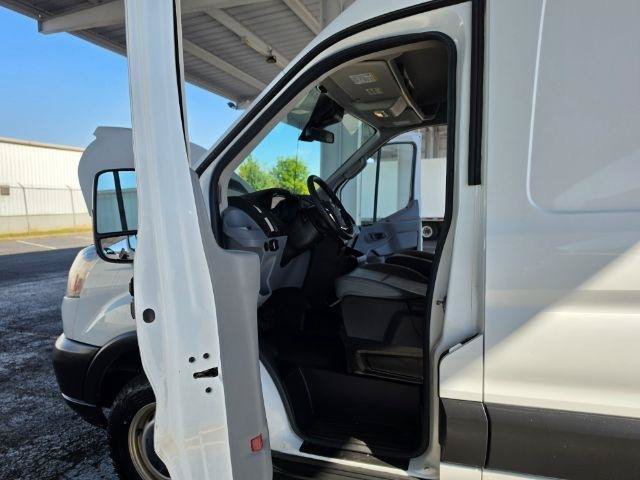 Used 2019 Ford Transit 150 148 Medium Roof RWD image 29