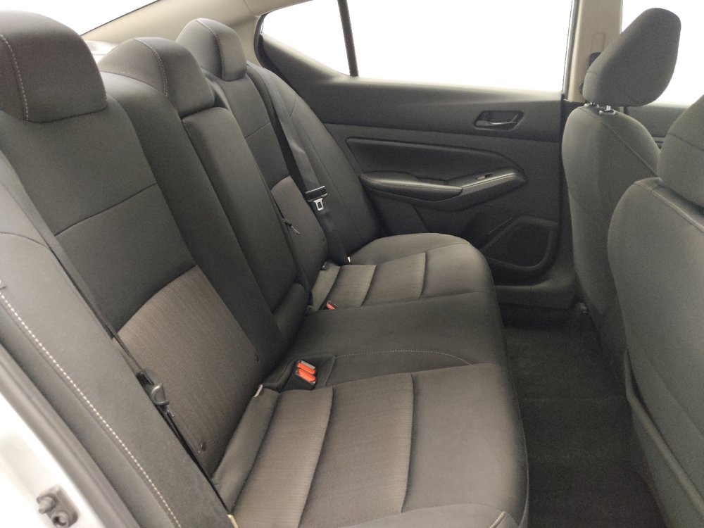 Used 2024 Nissan Altima 2.5 SV image 19