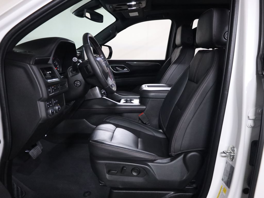 Used 2021 Chevrolet Tahoe RST w/ Luxury Package AWD/4WD image 44