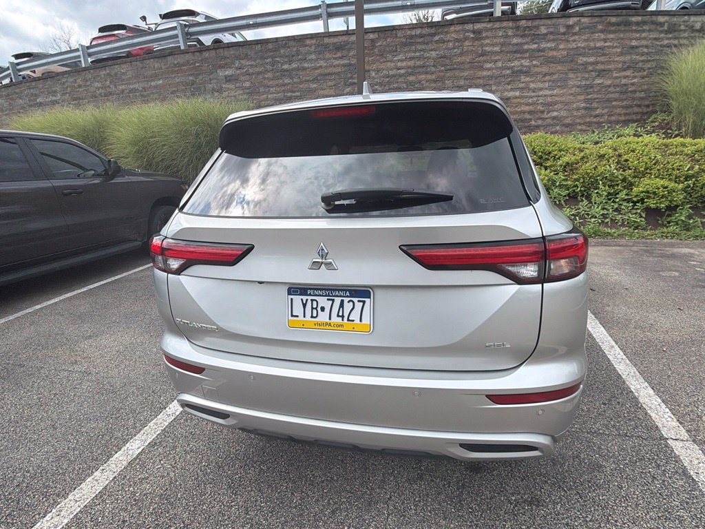 Used 2022 Mitsubishi Outlander SEL AWD/4WD image 5