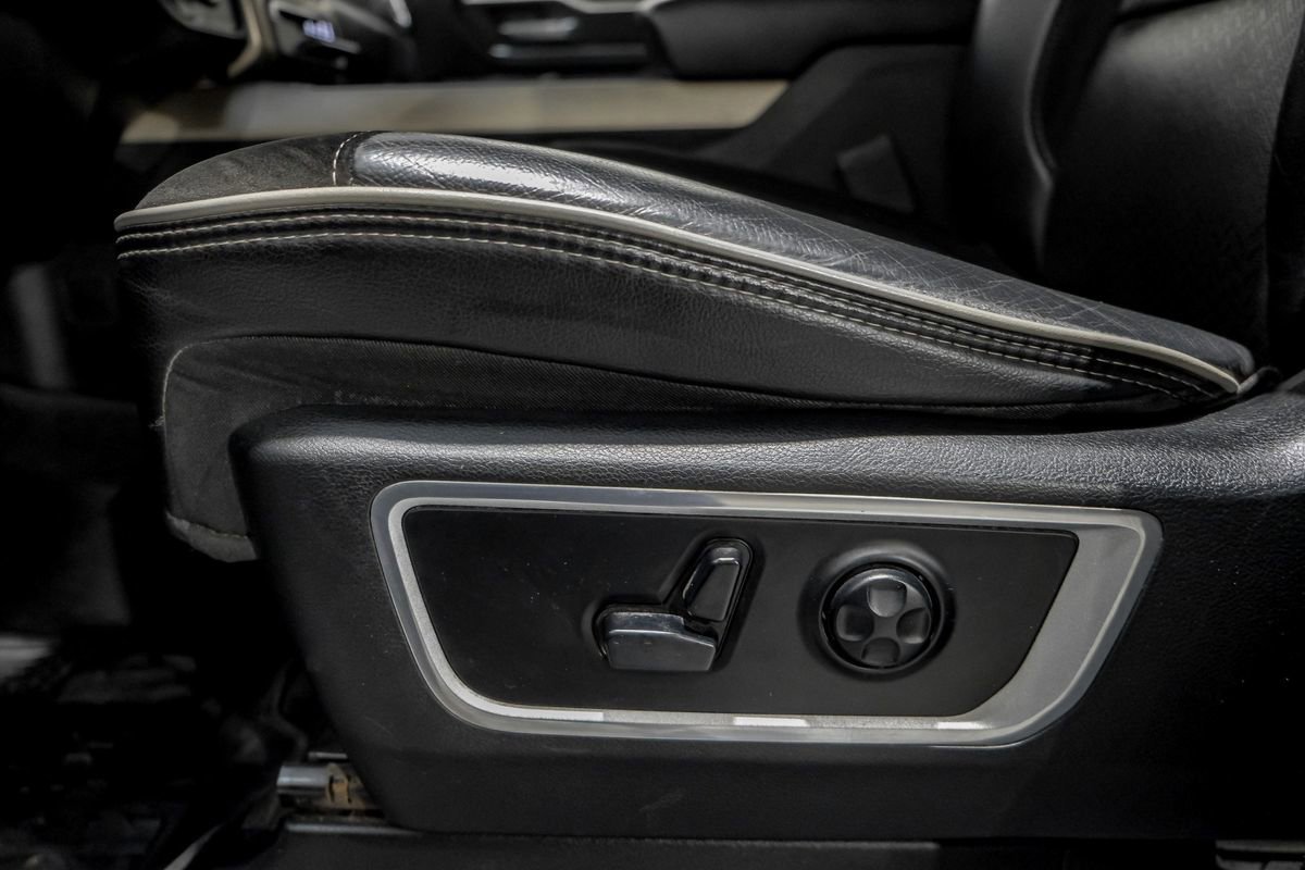 Used 2021 RAM 1500 Laramie image 32