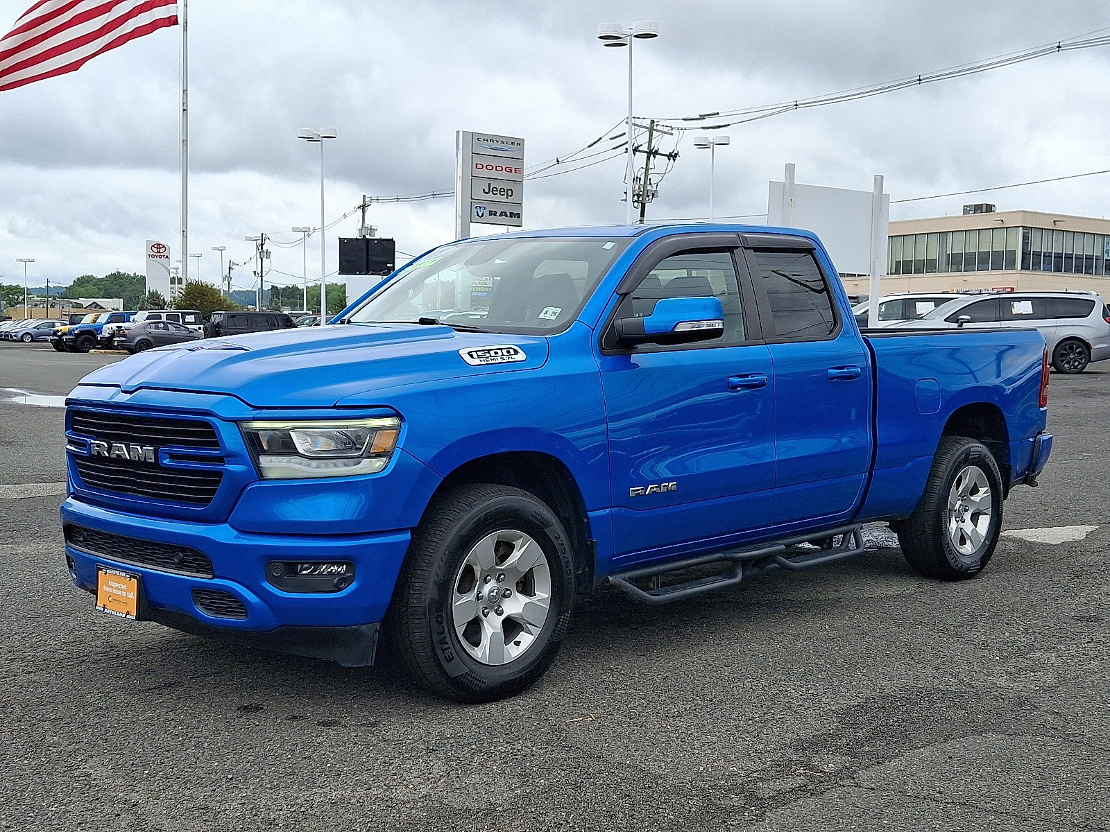 Certified 2021 RAM 1500 Big Horn AWD/4WD image 3