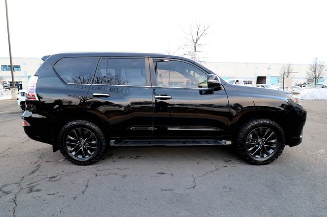 Used 2020 Lexus GX 460 Premium w/ Premium Package image 16