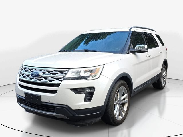 Used 2019 Ford Explorer XLT w/ Equipment Group 202A FWD image 10
