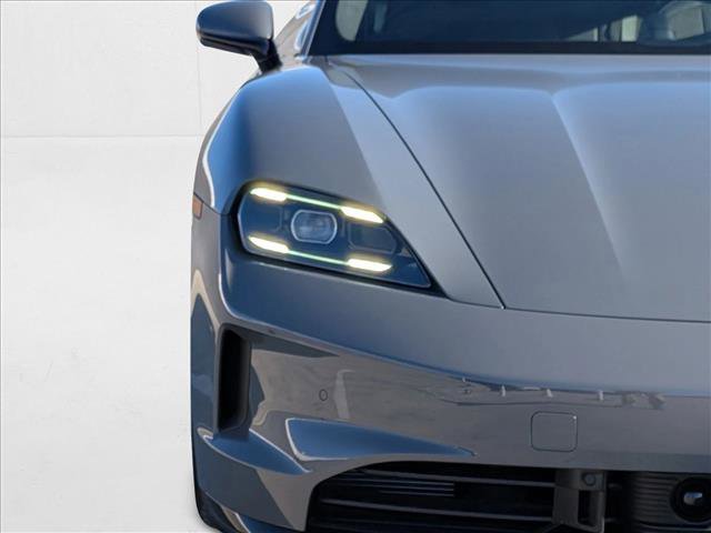 New 2025 Porsche Taycan GTS image 12