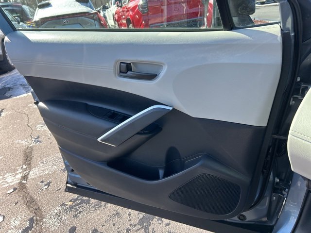 Used 2024 Toyota Corolla Cross L image 26