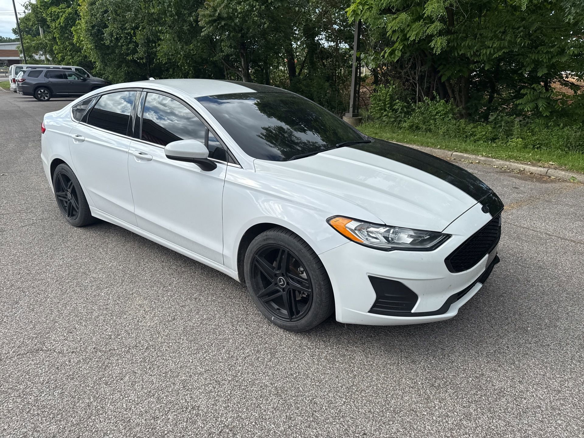 Used 2019 Ford Fusion SE FWD image 7