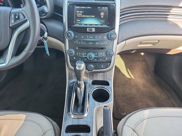 Used 2014 Chevrolet Malibu LT image 17
