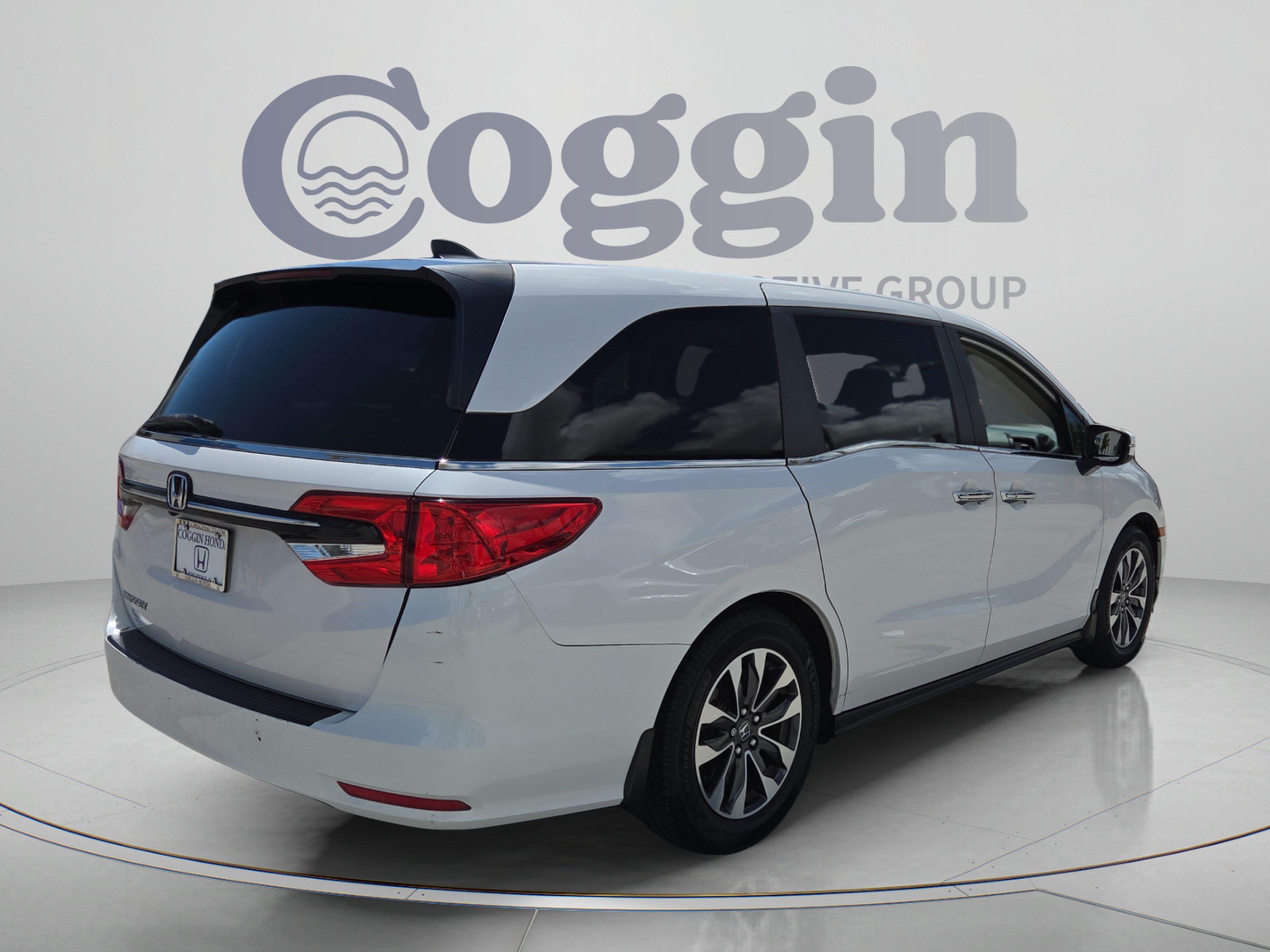 Used 2023 Honda Odyssey EX-L image 5