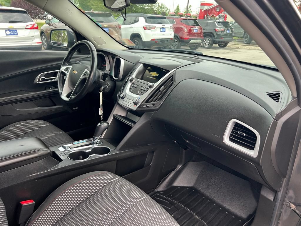 Used 2017 Chevrolet Equinox LT w/ Convenience Package AWD/4WD image 26