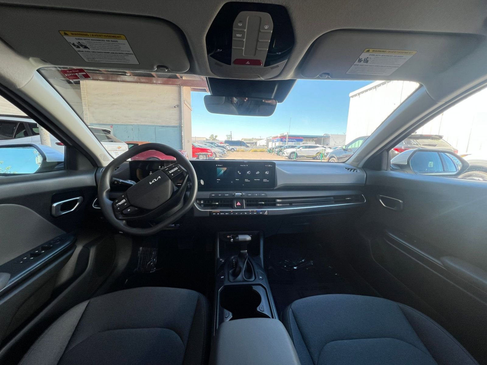 Used 2025 Kia K4 FWD image 33