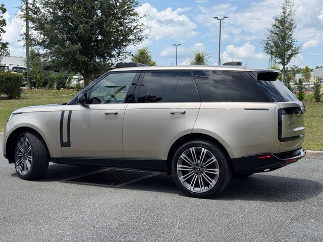 Used 2023 Land Rover Range Rover Autobiography AWD/4WD image 4