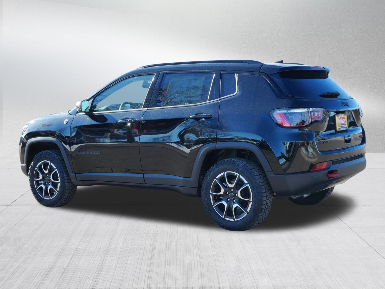 New 2026 Jeep Compass Trailhawk AWD/4WD image 5