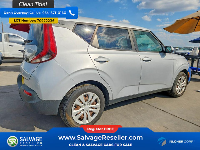 Used 2020 Kia Soul LX FWD image 4