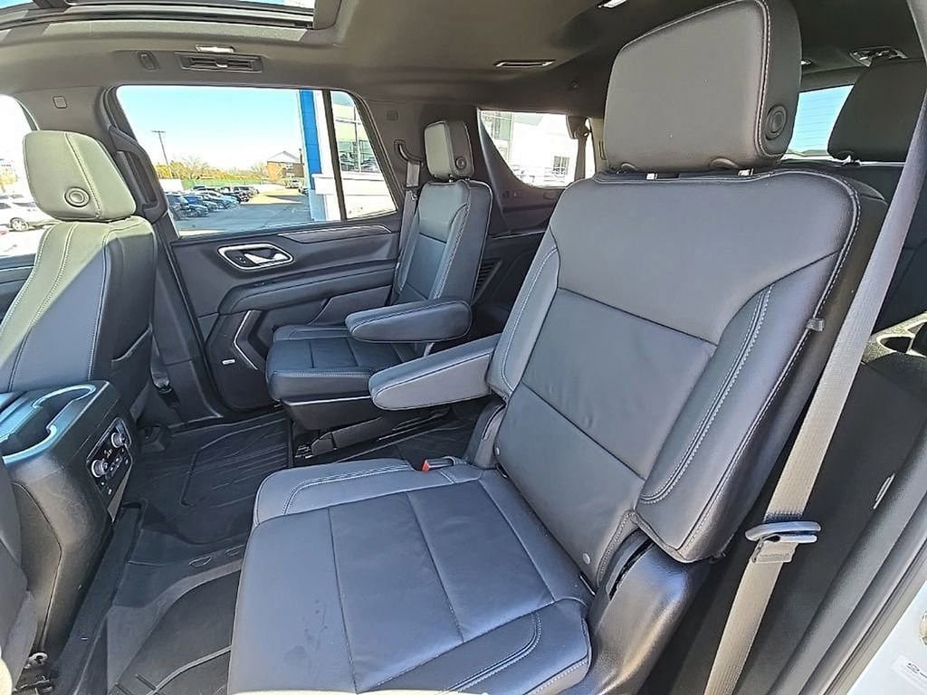 Used 2024 Chevrolet Tahoe Z71 w/ Luxury Package image 22