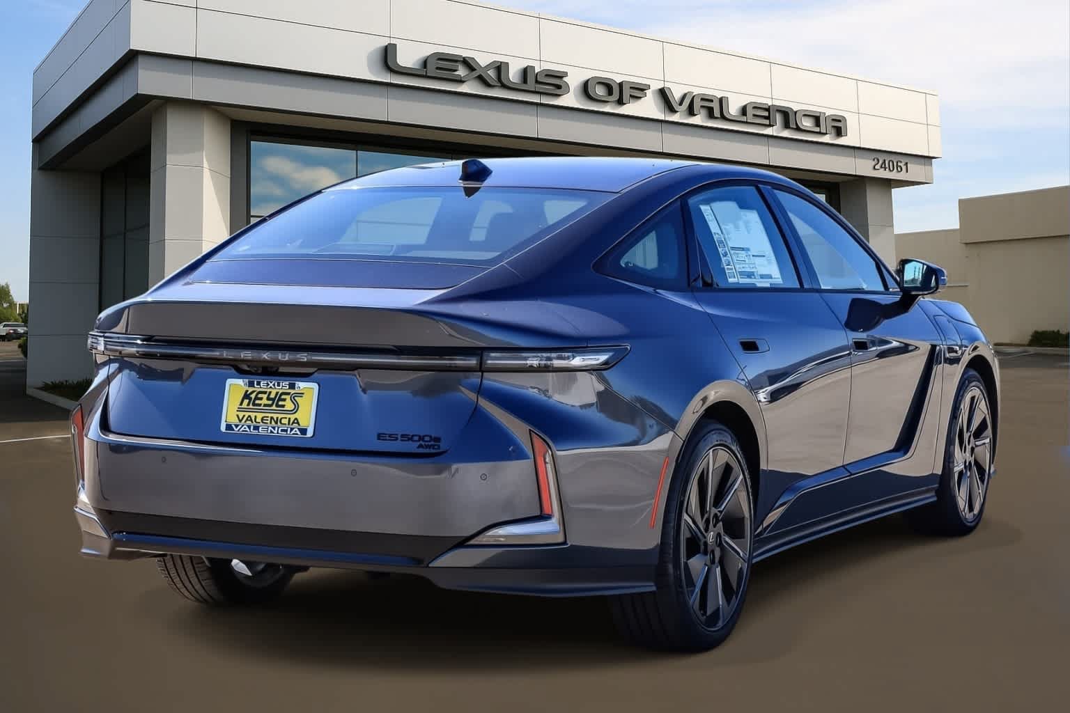 New 2026 Lexus ES 500e AWD/4WD image 4