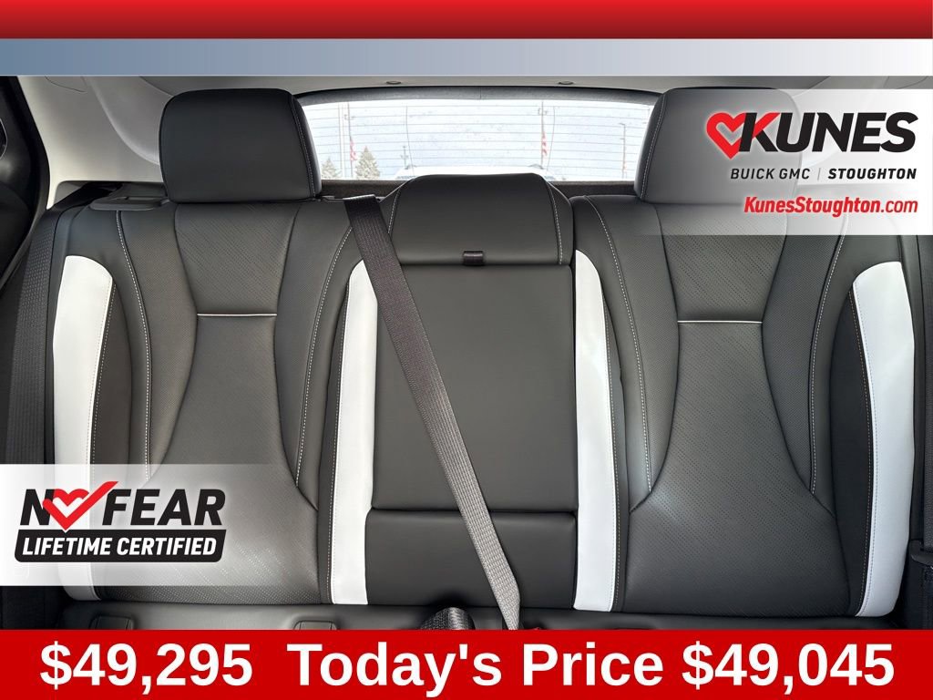New 2026 Buick Envision Sport Touring image 31