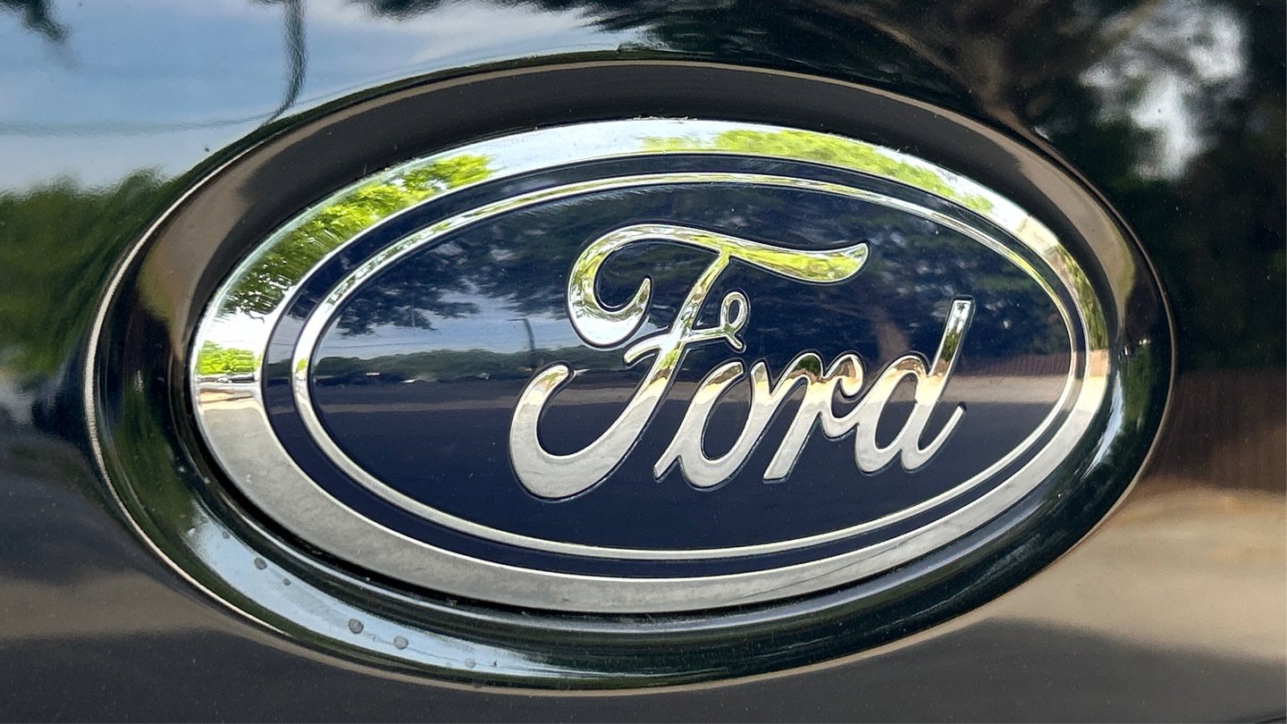 Used 2024 Ford F250 Lariat w/ FX4 Off-Road Package AWD/4WD image 53