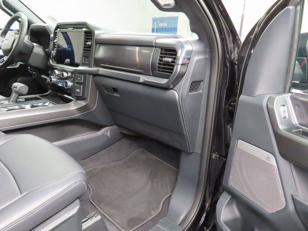 Used 2025 Ford F150 Lariat image 35