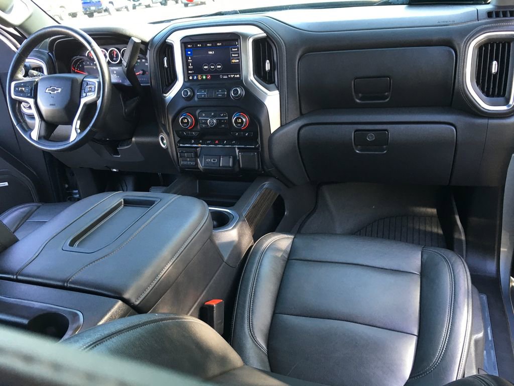 Used 2020 Chevrolet Silverado 1500 RST AWD/4WD image 37